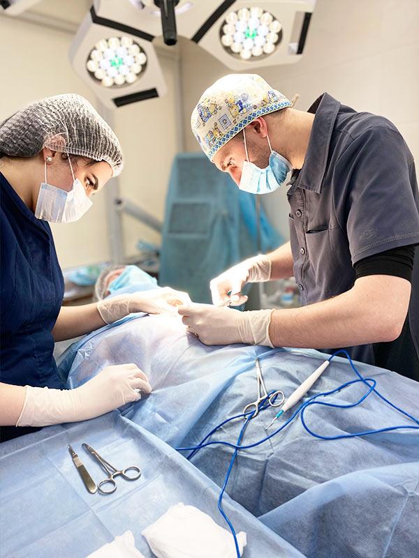 Видалення атероми ліпоми гігроми Київ