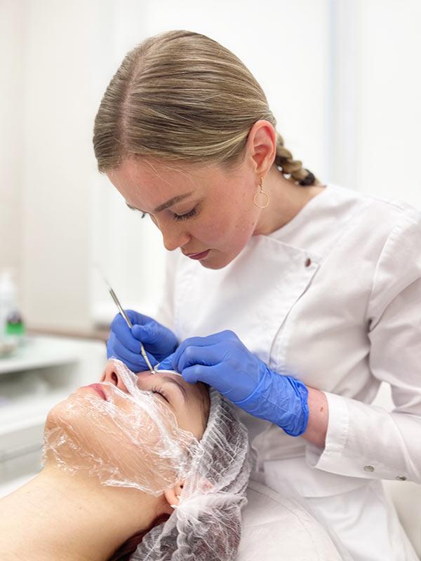 Механічна чистка обличчя Київ