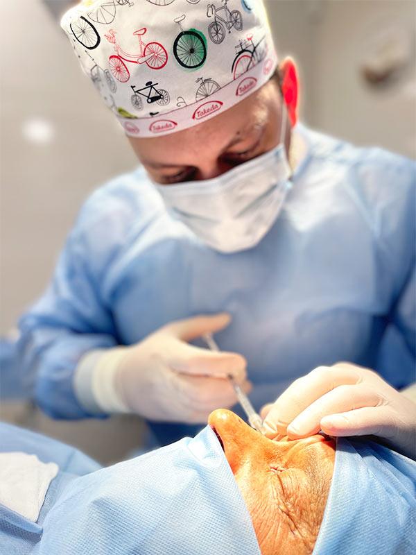 Пластичний хірург Київ